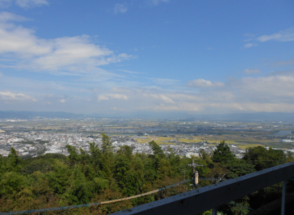 九州自動車道、久留米市街地と筑後川を望む