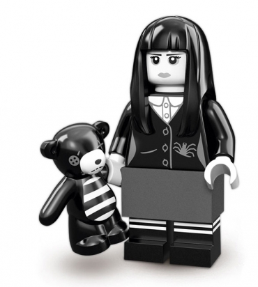LEGO71007_VampireGirl.jpg