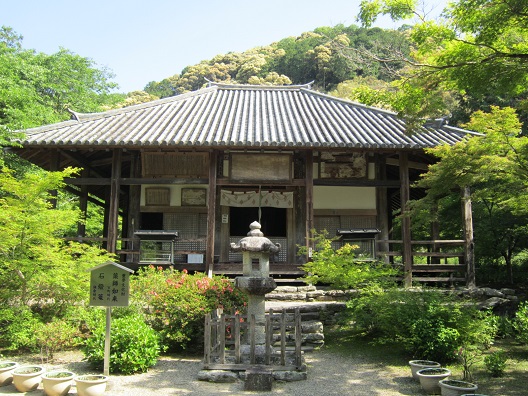 栄山寺本堂