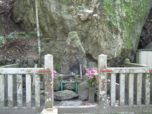 吉村寅太郎の墓
